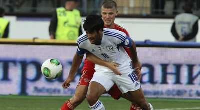 דניסוב שומר על ברדה (רויטרס)