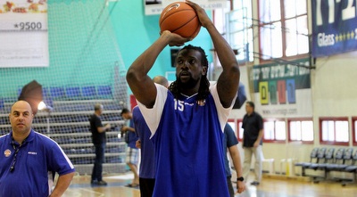 אנדודי איבי. &qout;רוצים להיות יחידה מגובשת&qout; (חגי ניזרי) אנדודי איבי. &qout;רוצים להיות יחידה מגובשת&qout; (חגי ניזרי)