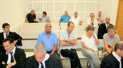 אנשי סיעת עוז בבית המשפט (משה חרמון)