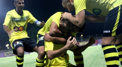 מכבי נתניה חוגגת (יניב גונן) מכבי נתניה חוגגת (יניב גונן)