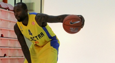 טייריס רייס. &qout;סופו בהמה&qout; (יניב גונן) טייריס רייס. &qout;סופו בהמה&qout; (יניב גונן)