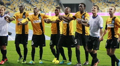 שחקני גנק (רויטרס) שחקני גנק (רויטרס)