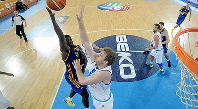 פו ג&acute;טר קולע (ONE)