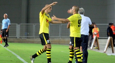 אקסברד חוגג עם ערן לוי (משה חרמון)