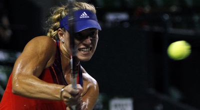 אנג´ליקה קרבר. העפילה בקלות לחצי הגמר בדוחא(רויטרס)