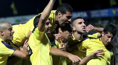 זהבי חוגג עם החברים. ה-אס של מכבי העונה(יניב גונן) זהבי חוגג עם החברים. ה-אס של מכבי העונה(יניב גונן)