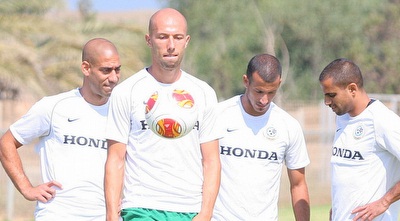 צ´וצ´אליץ באימון. יחזור להרכב (משה חרמון) צ´וצ´אליץ באימון. יחזור להרכב (משה חרמון)