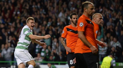 סלטיק עם שער בדקה ה-90 (רויטרס)