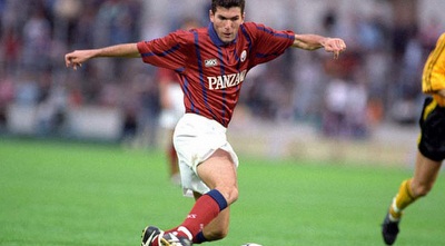 זידאן במדי בורדו. פרח במדי הקבוצה