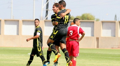 שחקני בית&qout;ר באוויר (משה חרמון)