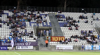 יציע אוהדי ק&qout;ש (יניב גונן)