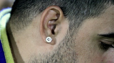 עגיל של מכבי (יניב גונן)