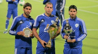 רפאלוב, בן חיים ודוידזאדה  עם הגביעים (משה חרמון)