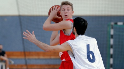 אלעד חודורוב מול דניאל דרעי (יניב גונן)