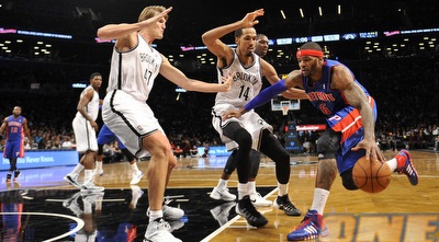 ג&acute;וש סמית&acute; מנסה להיכנס לסל מול ברוקלין (רויטרס)