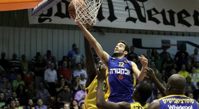 אוחיון עולה לסל (יניב גונן)