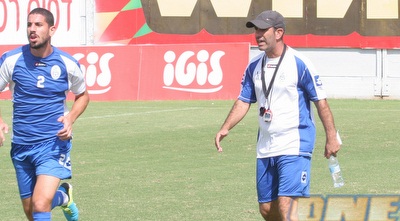 חיים שאבו ועשהאל בן שבת. לא רגוע באימון רמה&qout;ש (רז אמיר)