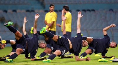 שחקני מכבי ת&qout;א מתאמנים (רדאד ג´בארה)