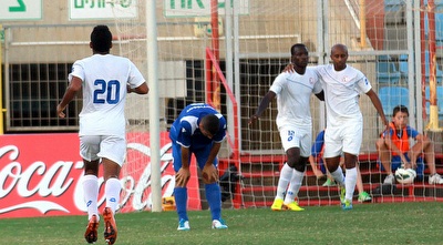 מאולי חוגג עם דגו את השוויון (רדאד ג´בארה) מאולי חוגג עם דגו את השוויון (רדאד ג´בארה)