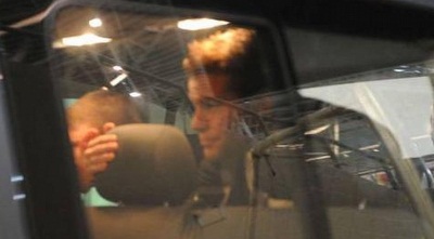 פליקס ברייך על האוטובוס (ONE)