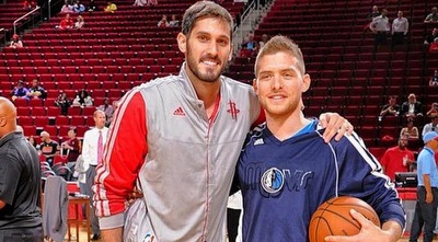 כספי ומקל לפני המשחק (ONE)