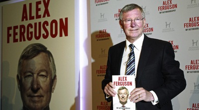 פרגוסון עם הספר ששבר את שיא המכירות בשבוע (רויטרס)