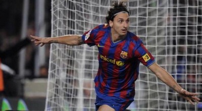 זלאטן חוגג אחרי השער בקלאסיקו 