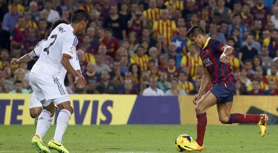 אלכסיס מקפיץ (רויטרס)