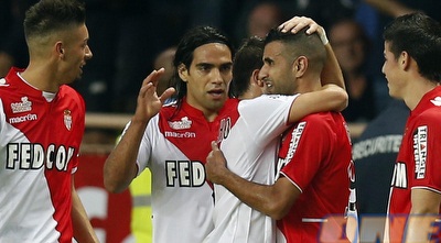 פלקאו והחברים חוגגים (רויטרס)