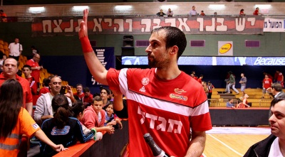 יותם הלפרין. מוביל בנקודות באירופה (שי לוי)