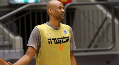 דווין סמית´. יחזור לעניינים (חגי ניזרי)