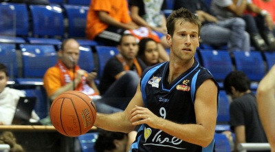 ניב ברקוביץ´. חוזר לסגל לאחר פציעה (רדאד ג´בארה)