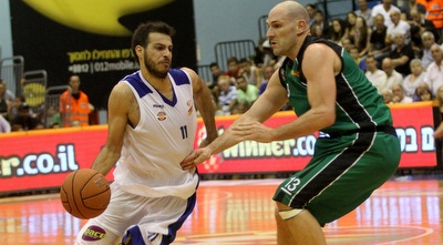 קוז&acute;יקרו מול בן שימול (חגי ניזרי)