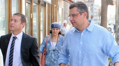 אנגלידיס ועו&qout;ד מורן מאירי (משה חרמון)