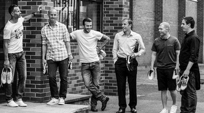 בקהאם, גיגס, נוויל ובאט (ONE) בקהאם, גיגס, נוויל ובאט (ONE)