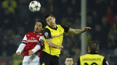 לבנדובסקי וארטטה עולים לנגיחה (רויטרס) לבנדובסקי וארטטה עולים לנגיחה (רויטרס)