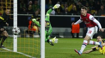 ראמזי נוגח פנימה (רויטרס) ראמזי נוגח פנימה (רויטרס)