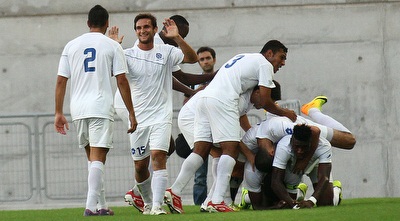 חגיגה של שחקני הכח (רדאד ג´בארה) חגיגה של שחקני הכח (רדאד ג´בארה)