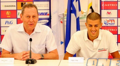 שחר צוברי ויגאל כרמי. (משה חרמון) שחר צוברי ויגאל כרמי. (משה חרמון)