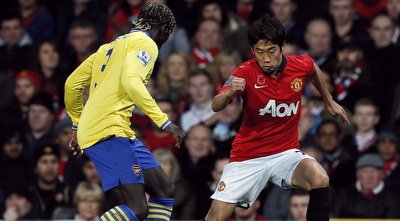 שינג´י קאגווה מול בקארי סניה (רויטרס)