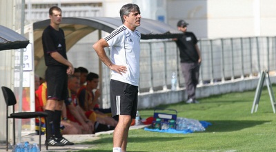 אלי אוחנה. יכול להיות מרוצה (רדאד ג´בארה)