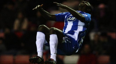 בסופו של דבר הוא ינחת. אגאהווה בדרך למעלה בסופו של דבר הוא ינחת. אגאהווה בדרך למעלה