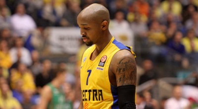 היקמן. לא אותו שחקן (חגי ניזרי)