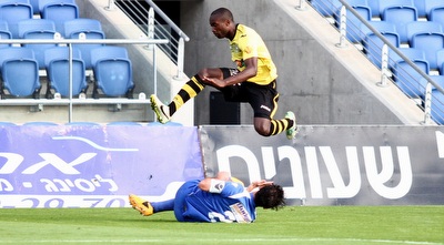 פינאס מרחף (משה חרמון)