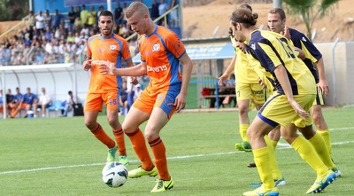 דניאל בלומפלד עם הכדור (חגי ניזרי)