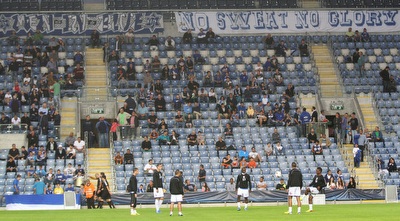 אוהדי מכבי פ&qout;ת. שקטים כהרגלם (רדאד ג´בארה) אוהדי מכבי פ&qout;ת. שקטים כהרגלם (רדאד ג´בארה)