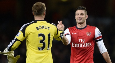 ג´ירו ובורוץ´ נפרדים עם חיוכים בסיום (רויטרס)