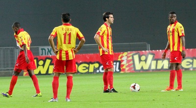 שחקני אשדוד בהלם (חגי ניזרי) שחקני אשדוד בהלם (חגי ניזרי)