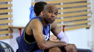 אלכס טיוס. אדלשטיין העלים את חסרונו (יניב גונן)