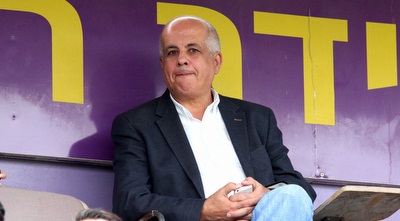 אבי לוזון (שי לוי)